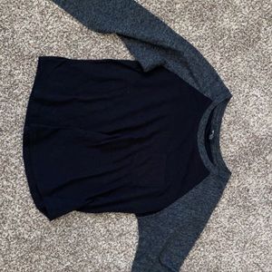 hardly wore and wasn’t my size. wore twice.